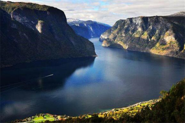 世界最美的十大地方 圣托里尼岛美到让人想哭，此生必去插图9