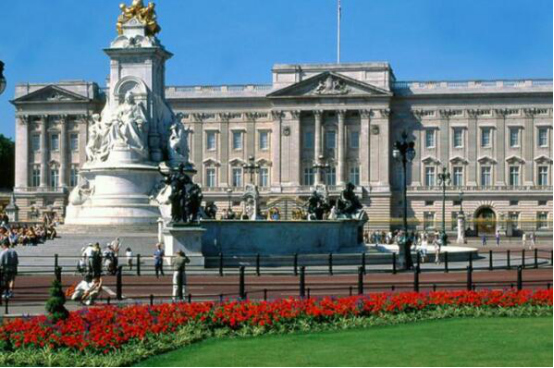 全球热门旅游城市排行 北京纽约上榜,它被誉为“薰衣草的故乡”插图1