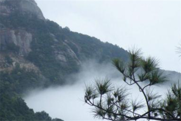 广东十大景点：梧桐山上榜，第一是广州第一高塔插图3