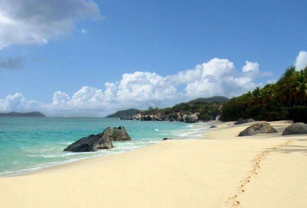 世界十大最美海滩排行榜：卡伦海滩上榜，第九距赤道最近插图3