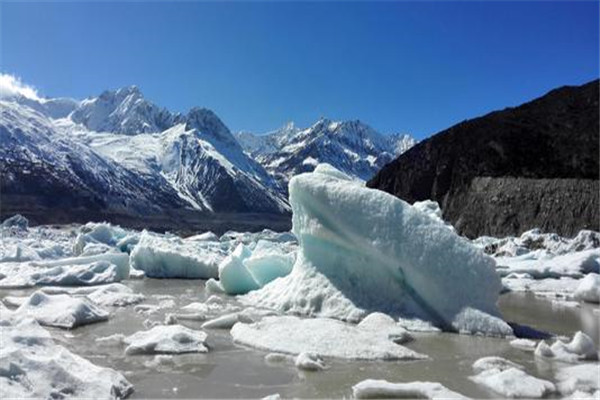 昌都十大风景名胜排名：三色湖上榜，然乌湖第三插图4