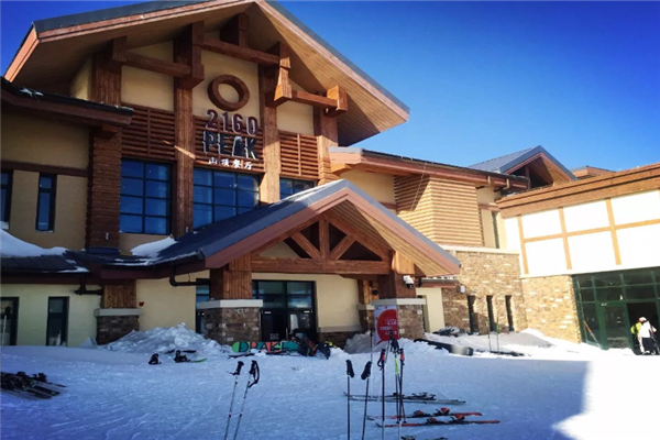 中国十大滑雪场：太舞滑雪小镇，它夜间也开放插图3