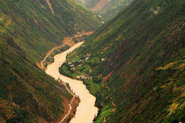 云南十大著名景点：丽江古城上榜，它是世界第三大工程之一插图8