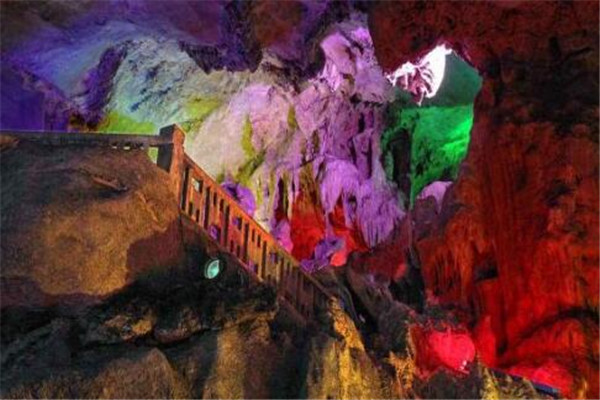 德宏州最好玩的地方推荐 德宏州好玩的地方排行榜插图4