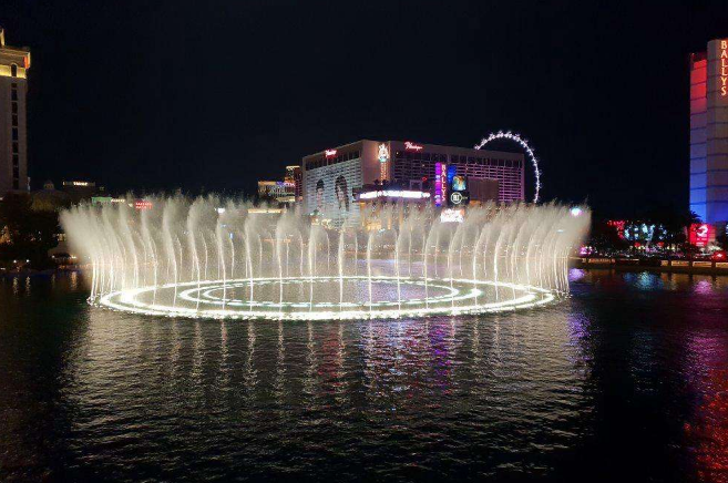 世界十大最美喷泉 中国上榜一个，最美的在新加坡插图9