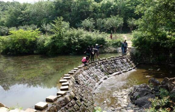 信阳好玩的地方排行榜 鸡公山风景区不去后悔插图5