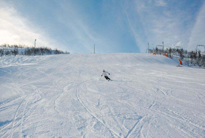 全球十大雪场排行榜 瑞士多个滑雪场上榜，圣莫里兹最值得一去插图2