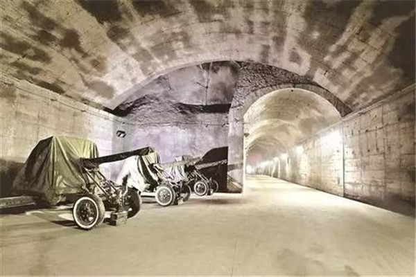 重庆十大风景名胜排名:丰都鬼城上榜，第3超梦幻插图1