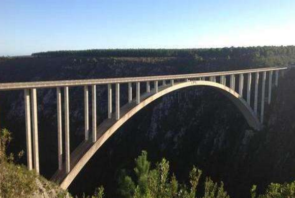 全球蹦极十大排行 澳门旅游塔上榜插图3