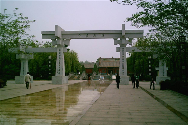 郑州周边游热门景点 少林寺世界知名天地之中历史悠久插图2