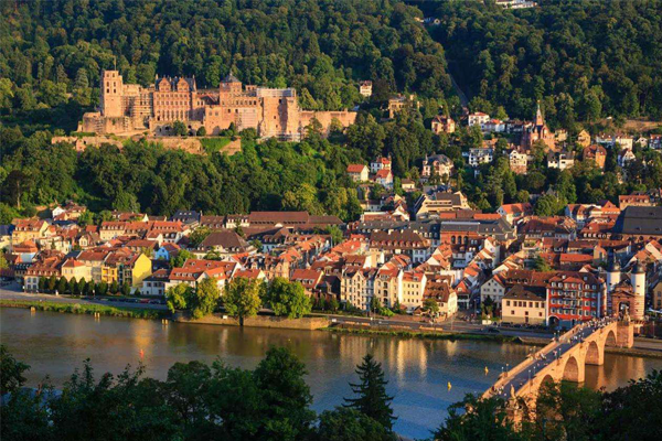 德国十大最美小镇：梅尔斯堡红酒闻名世界,第一是德国缩影插图