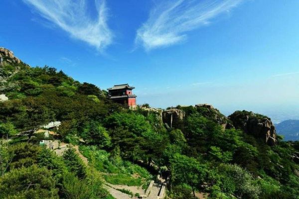 国内五一十大热门景点 黄果树瀑布宏伟壮观鼓浪屿适合拍照插图8