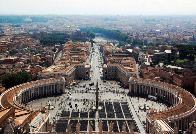 全球十大广场排行榜 莫斯科红场位列第一，天安门排第七插图3