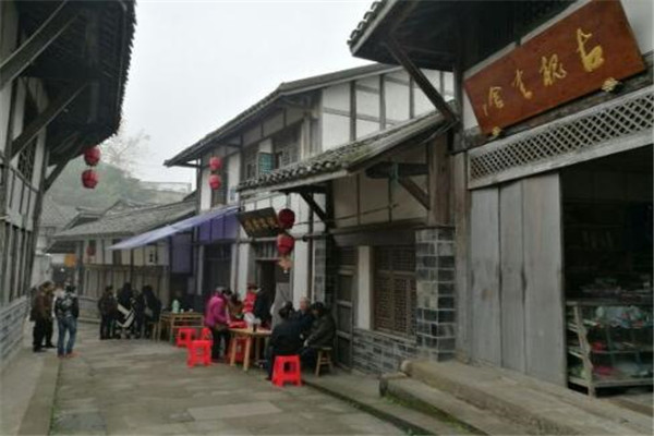 自贡最好玩的地方推荐 自贡好玩的地方排行榜插图4