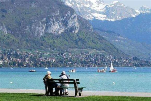 世界十大透明的湖 太浩湖上榜，贝加尔湖形成于2500万年前插图9