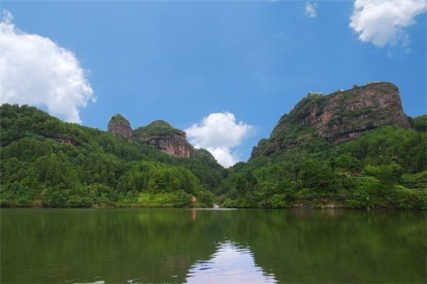 赣州十大风景名胜排行榜：上堡梯田上榜，第七是千年古村插图1