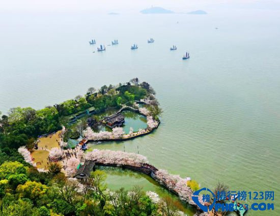 2016年景区游客数量排行榜,无锡太湖接待游客最多插图