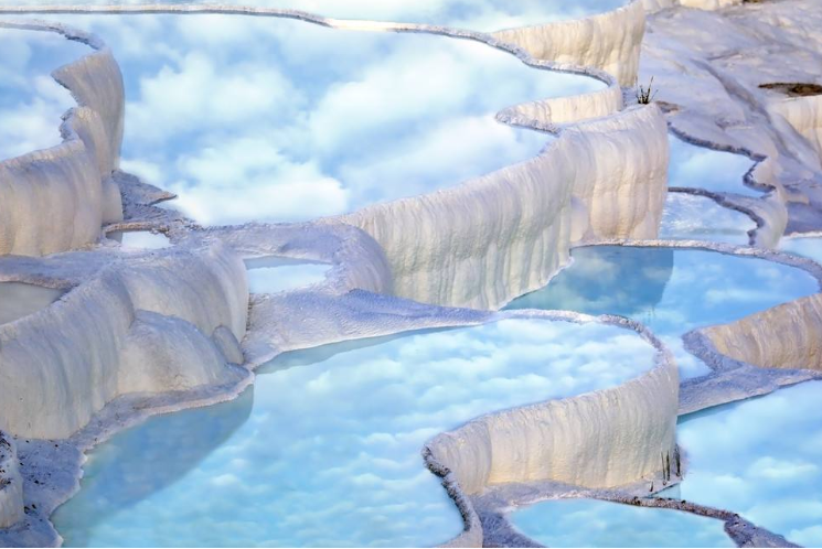 全球十大仙境排行榜 如同油画一般的美景，你想去吗插图6