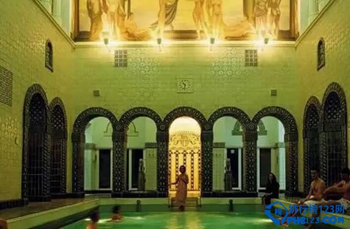 全球五大最佳裸泳地插图