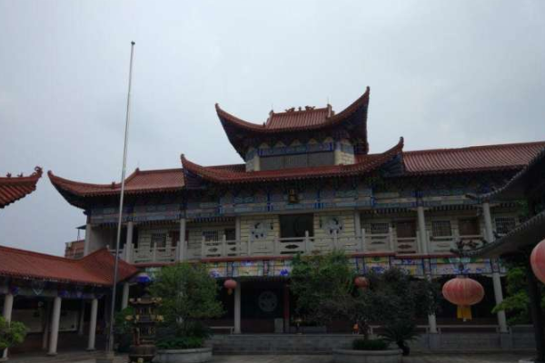 广州十大著名寺庙,大佛寺强势上榜，六榕寺强势夺魁插图4