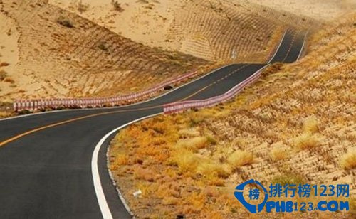 全国十大最美公路 环绕于山耸立于海插图7