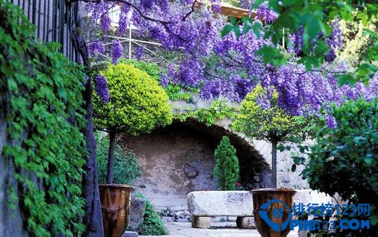 法国十大浪漫乡村小镇排行榜插图8