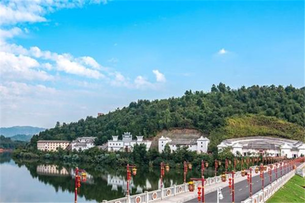 梅州十大风景名胜排名:财神宫第三,第十看雾凇插图7 梅州十大风景名胜排名:财神宫第三,第十看雾凇插图7