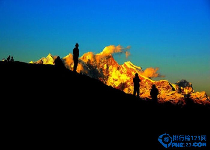 中国最美的十大山峰排行榜插图