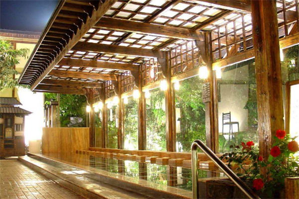 广州十大温泉排行榜：古兜温泉上榜，它是行业领头羊插图8