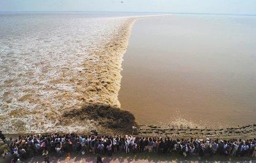 中国十大罕见自然奇观：壶口瀑布上榜，第一地球上最深插图9