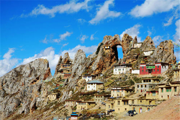 昌都十大风景名胜排名：三色湖上榜，然乌湖第三插图