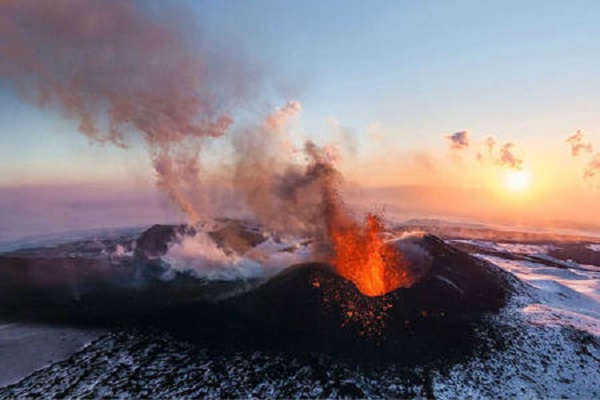 俄罗斯十大著名旅游景点:贝加尔湖第6，第10悬崖上的城堡插图6