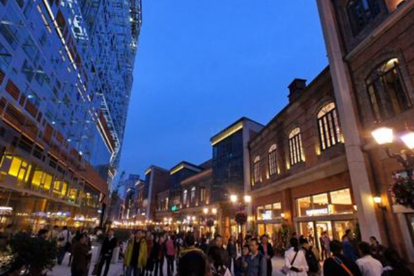 武汉十大网红景点 楚河汉街是商业中心，东湖绿道环境优美插图