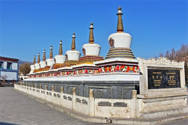 青海十大景点排行榜：结古寺上榜，第四适合修养身心插图