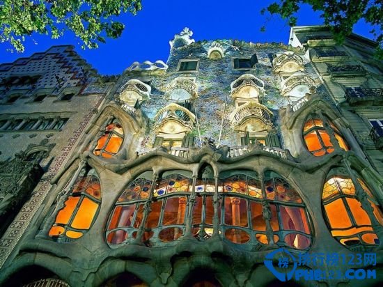 全球最美的25个城市 一眼一画都是风景插图