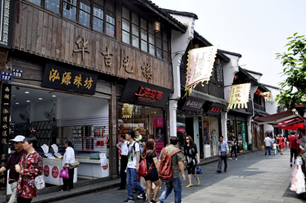 杭州十大网红景点：河坊街上榜，它有两个身份插图3