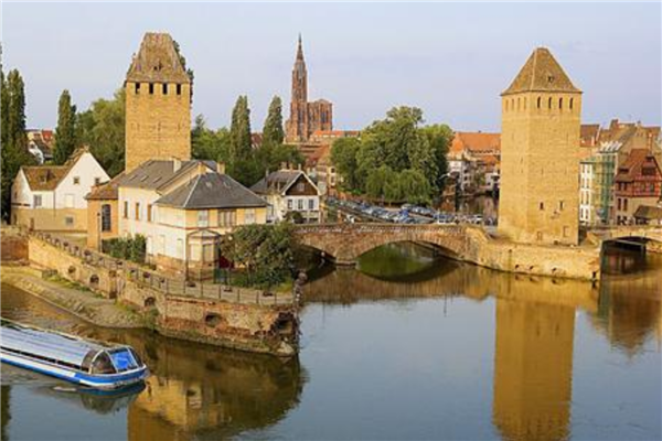 法国最好玩的城市排名 巴黎浪漫之都马赛现代都市插图7