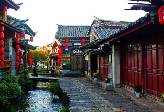 中国十大古镇 凤凰古城排名第六,第二乌镇风景如画插图7