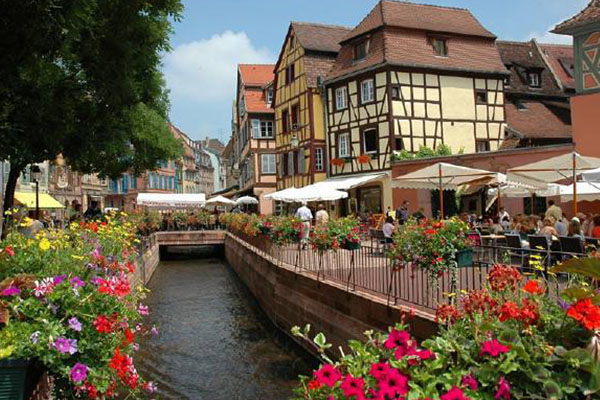 全球十大宜居小镇排行榜：第一风景美海鲜资源丰富插图1