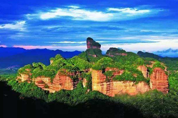 广东十大爬山好去处：险峻的广东大峡谷上榜 登山爱好者必去插图1