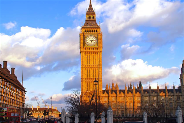 英国旅游景点排名前十：诺丁山上榜，第九是英国母亲河插图1