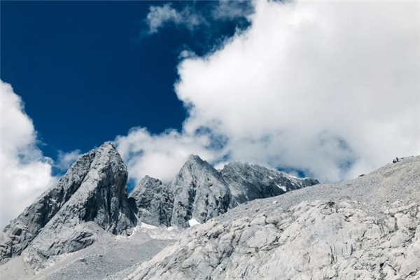 丽江十大风景区排行榜：虎跳峡景区上榜 第1四大古城之一插图1