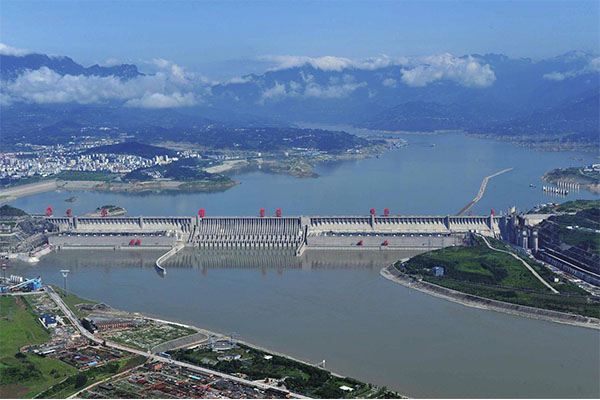 湖北旅游必去十大景点 黄鹤楼、神龙架以及武当山上榜插图2