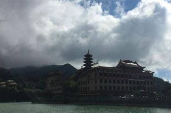 湖北咸宁十大旅游景点 赤壁古战场不容错过隐水洞景色堪称一绝插图7