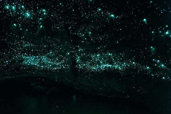 世界上十大奇观美景：粉红湖泊上榜，这个峡谷美的让人惊艳插图2