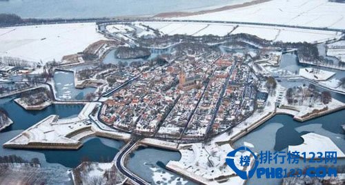 冬季全球10大最迷人的冰雪城市排行榜插图