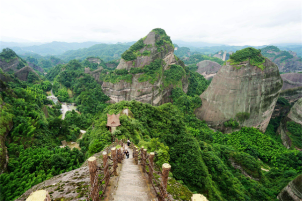 桂林十大人少好玩的景点：逍遥湖上榜，第二是水上乐园插图3