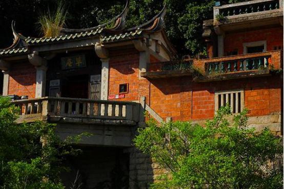 晋江自驾游去哪里好玩 清源山草庵寺上榜,紫帽山景色一绝插图3