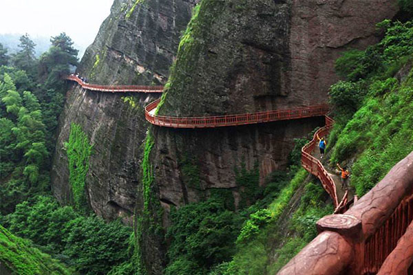 湖南旅游必去十大景点 岳阳楼上榜,天门山风景一绝插图8