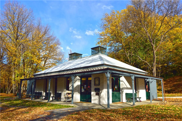 新西兰最具特色的8个小镇 玛塔玛塔小镇是霍比特人的取景地插图1